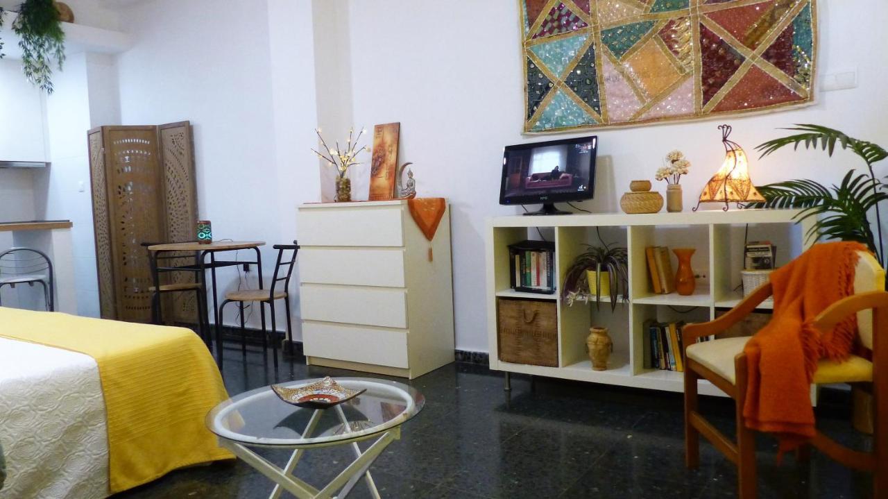 Estudio Con Encanto En La Carihuela Torremolinos Exterior foto